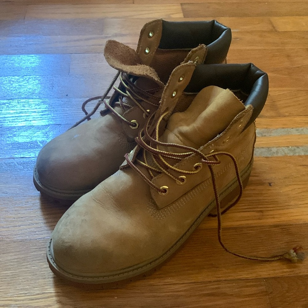 Vintage timberland boots size 6